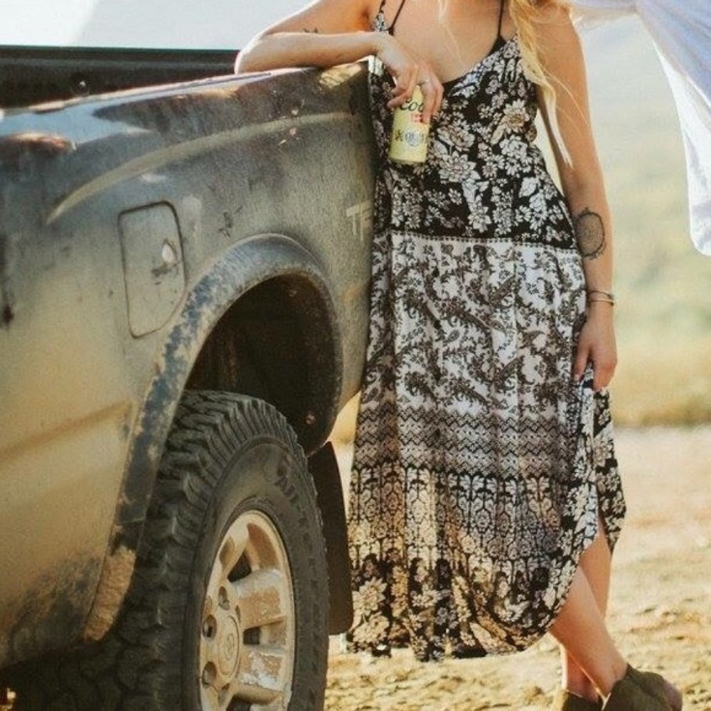 Novella Royale Black Hazley Button Maxi Dress XS